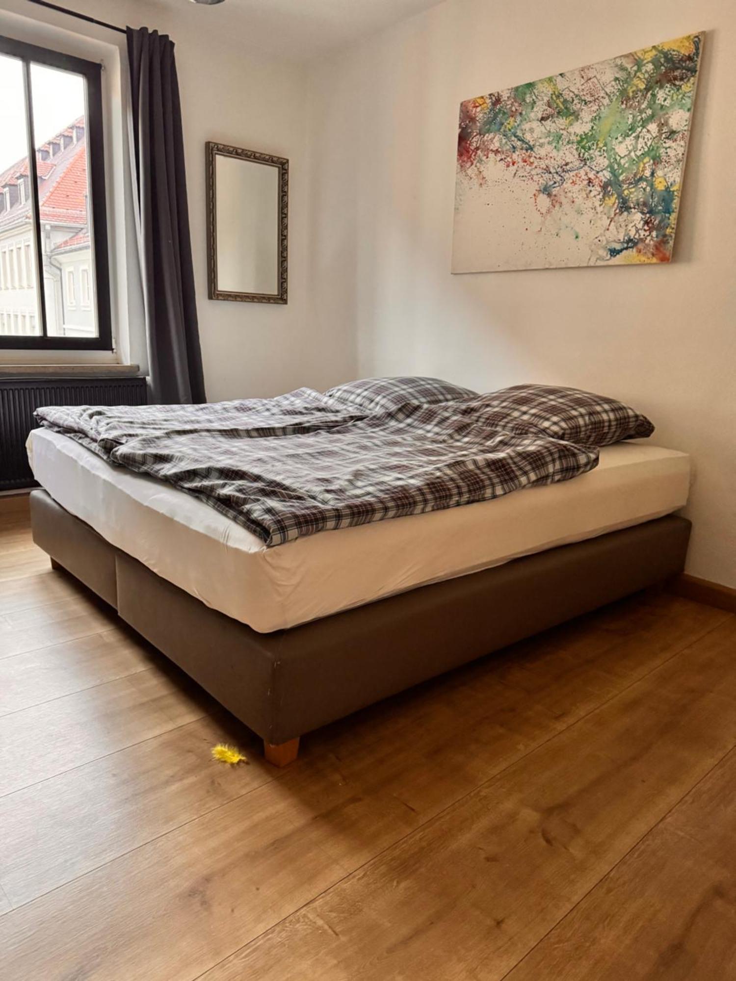 Stylish In Wuerzburg's Old Town Apartment *